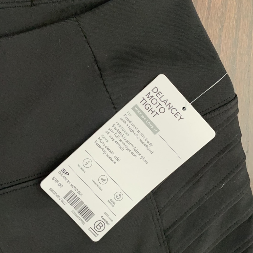 athleta delancy moto tight - Picture 4 of 4